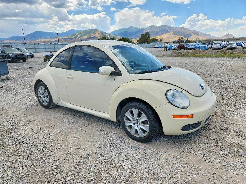 2009 Volkswagen New Beetle მანქანა იყიდება აუქციონზე, vin: 3VWPG31C09M513258, აუქციონის ნომერი: 62817546