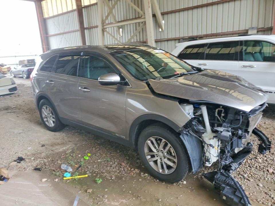 2017 Kia Sorento მანქანა იყიდება აუქციონზე, vin: 5XYPHDA52HG313453, აუქციონის ნომერი: 62645636