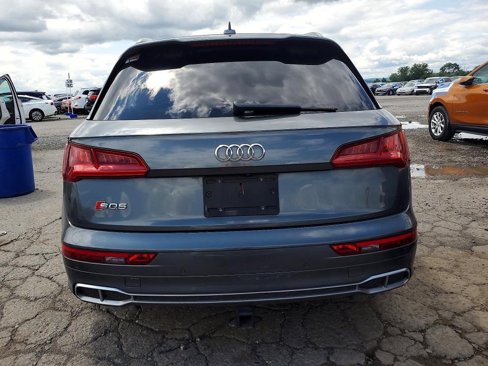 2018 Audi Sq5 მანქანა იყიდება აუქციონზე, vin: WA1A4AFY5J2147989, აუქციონის ნომერი: 62903966