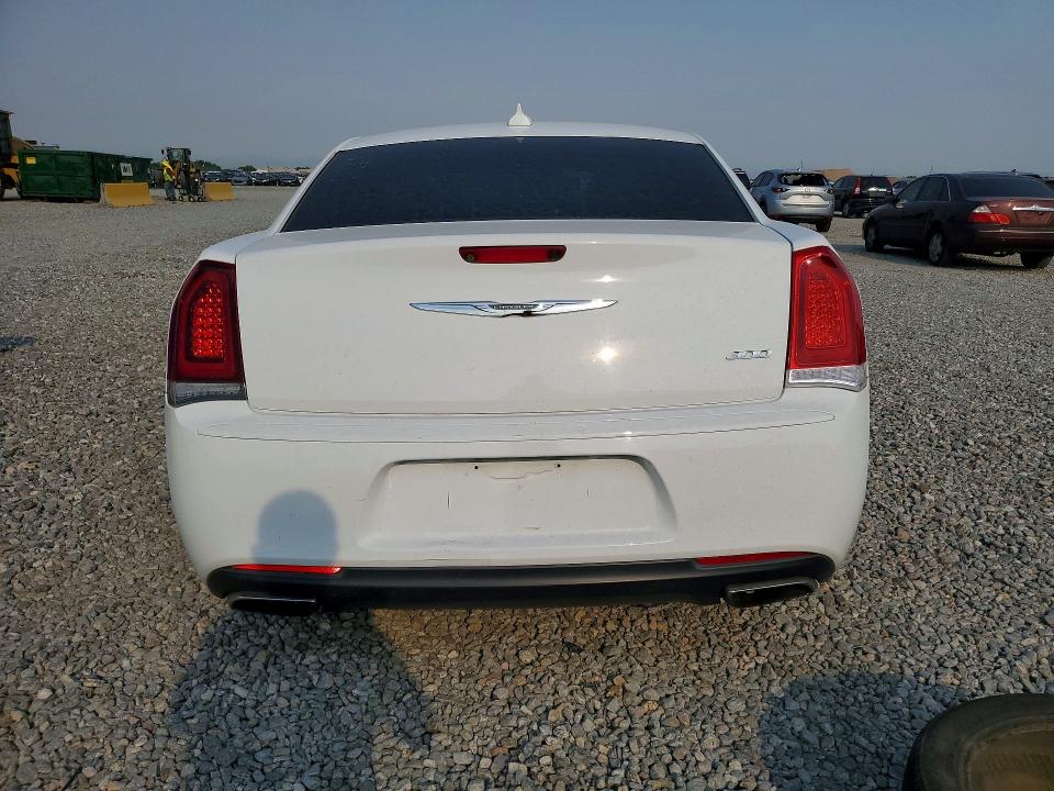 Продажа на аукционе авто 2019 Chrysler 300, vin: 2C3CCAAG2KH590307, номер лота: 59712006