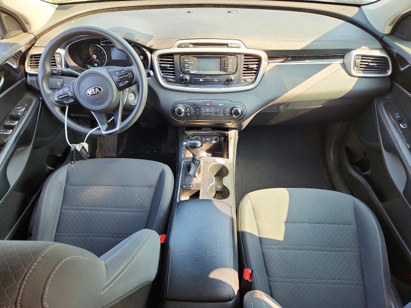 2018 Kia Sorento მანქანა იყიდება აუქციონზე, vin: 5XYPGDA54JG374103, აუქციონის ნომერი: 56195686