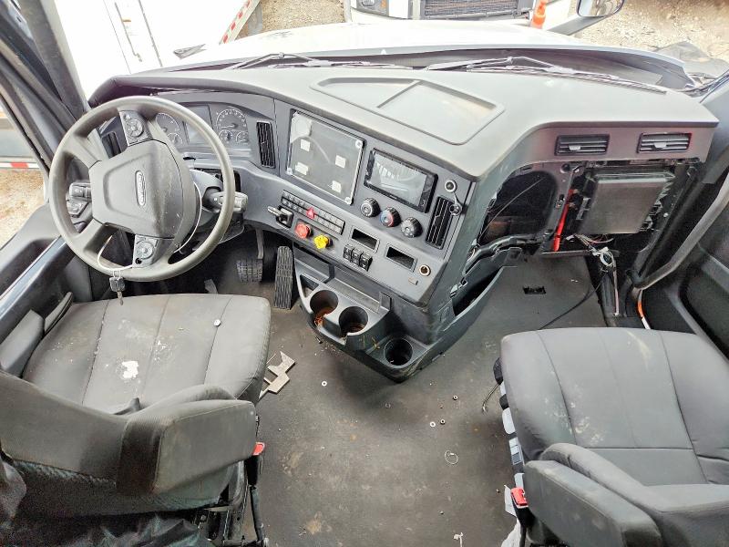 Продажа на аукционе авто 2026 Freightliner Cascadia 126, vin: 3AKJHHDR2TSWS0272, номер лота: 61211046