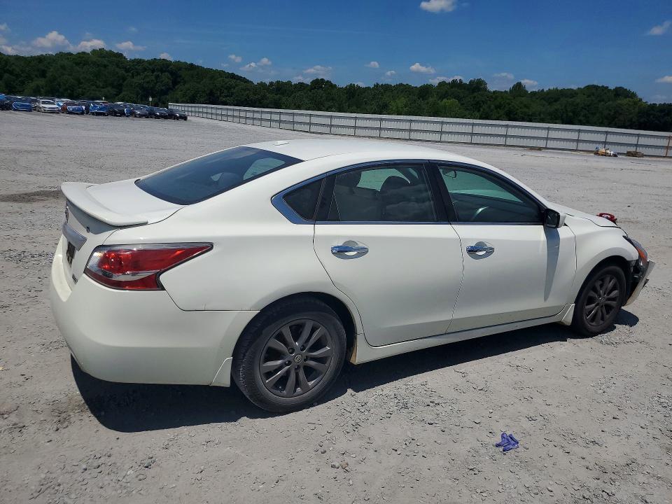 61218716 :رقم المزاد ، 1N4AL3AP4FC487239 vin ، 2015 Nissan Altima مزاد بيع