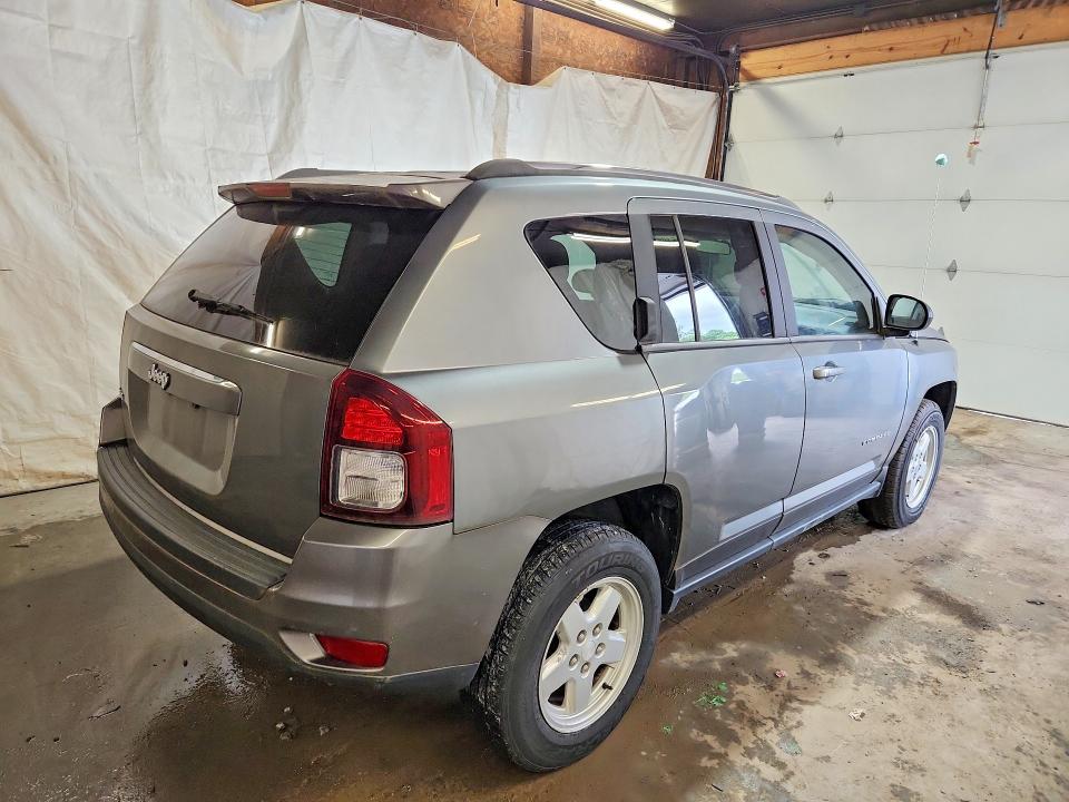 61051586 :رقم المزاد ، 1C4NJDBB8ED506135 vin ، 2014 Jeep Compass مزاد بيع