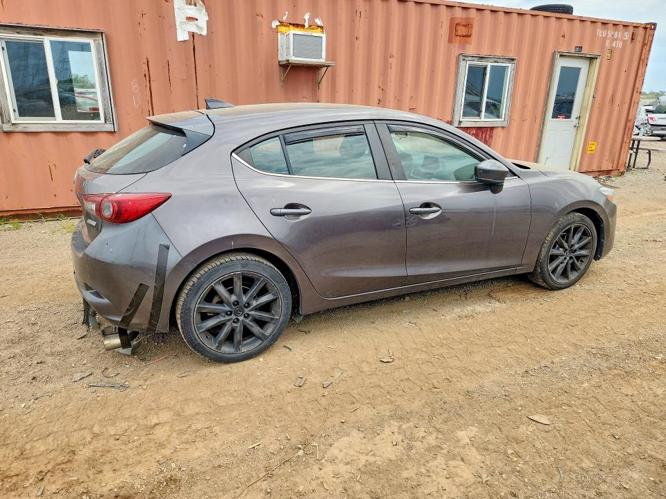 Продаж на аукціоні авто 2018 Mazda 3, vin: 3MZBN1L32JM229989, номер лоту: 60362486