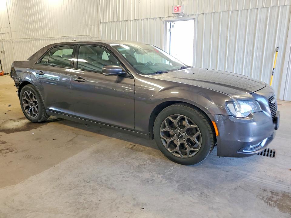 62846896 :رقم المزاد ، 2C3CCAGG3JH300534 vin ، 2018 Chrysler 300 مزاد بيع