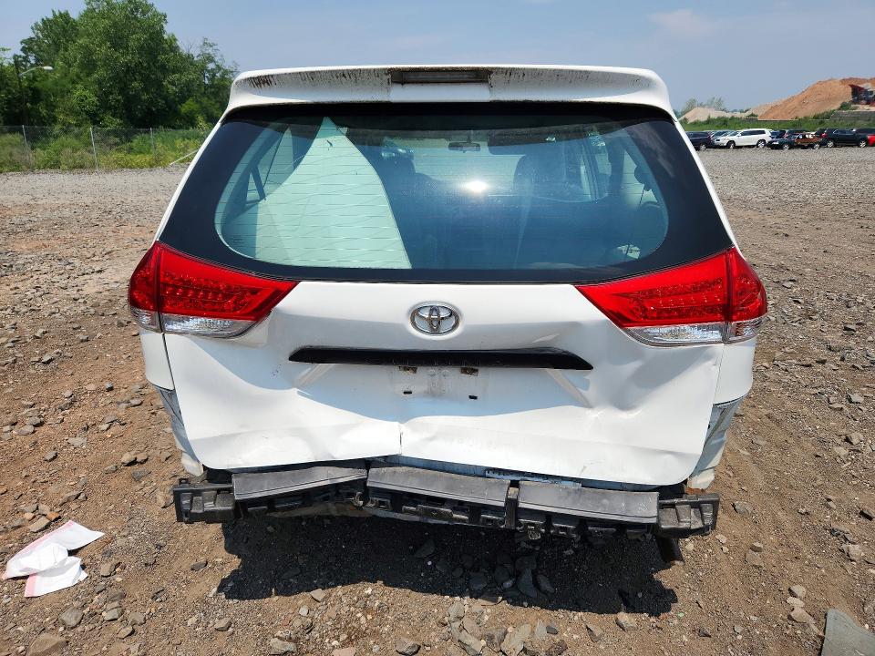 Продаж на аукціоні авто 2014 Toyota Sienna, vin: 5TDZK3DC1ES500390, номер лоту: 61515926