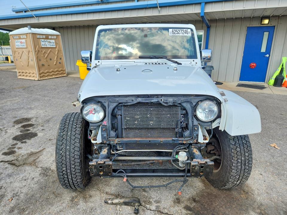 2015 Jeep Wrangler მანქანა იყიდება აუქციონზე, vin: 1C4AJWBG7FL593295, აუქციონის ნომერი: 62527246