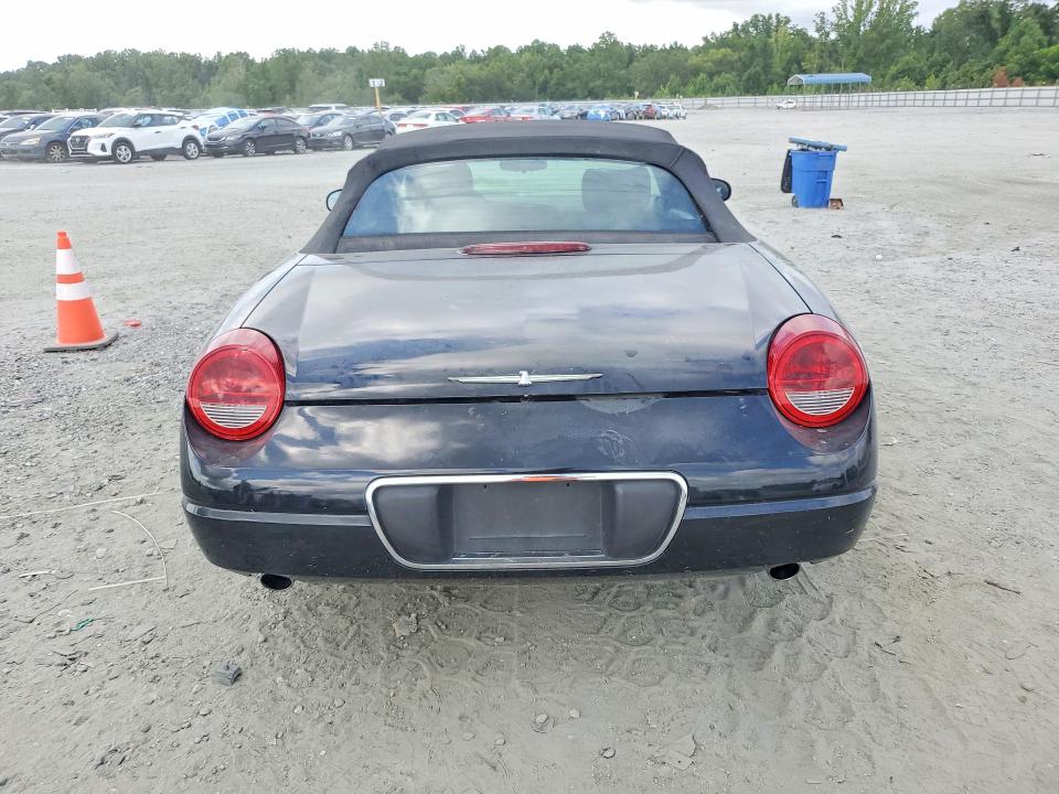 2003 Ford Thunderbird მანქანა იყიდება აუქციონზე, vin: 1FAHP60A93Y104685, აუქციონის ნომერი: 61804976