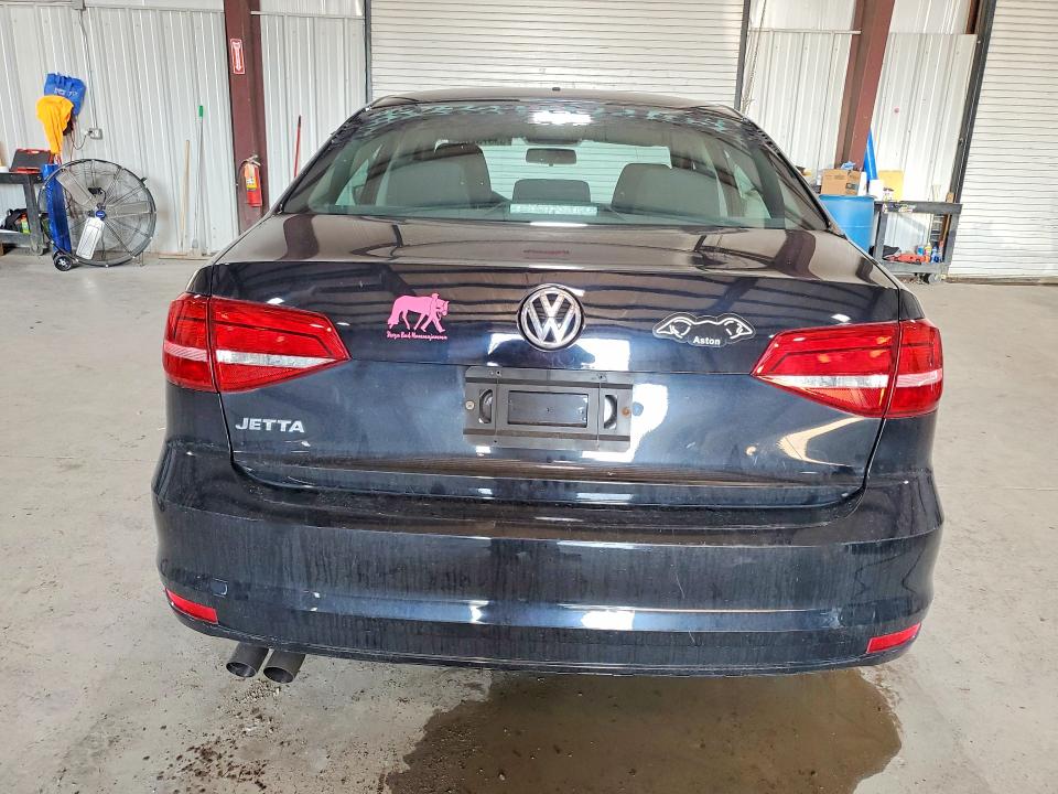 60373286 :رقم المزاد ، 3VW2K7AJ0FM281335 vin ، 2015 Volkswagen Jetta مزاد بيع
