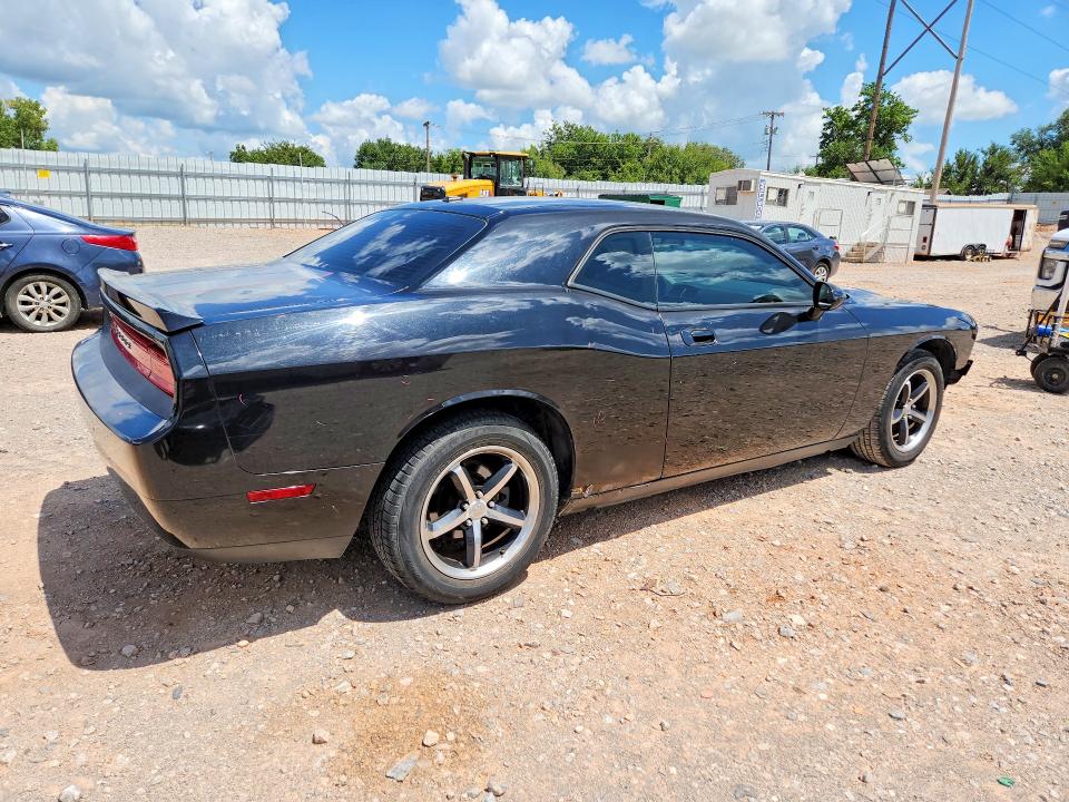 60855576 :رقم المزاد ، 2B3CJ4DVXAH314454 vin ، 2010 Dodge Challenger مزاد بيع