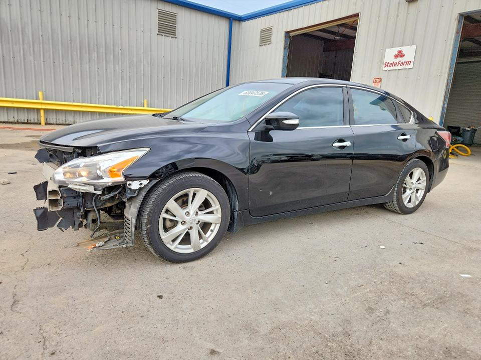 2014 Nissan Altima მანქანა იყიდება აუქციონზე, vin: 1N4AL3AP6EN236578, აუქციონის ნომერი: 63047576
