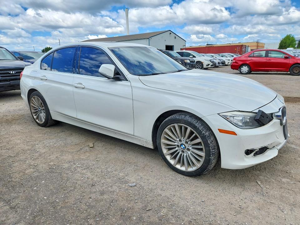 61891656 :رقم المزاد ، WBA3B3C59DJ976050 vin ، 2013 Bmw 328 مزاد بيع