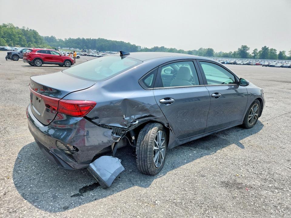 61806876 :رقم المزاد ، 3KPF24AD6PE661885 vin ، 2023 Kia Forte مزاد بيع