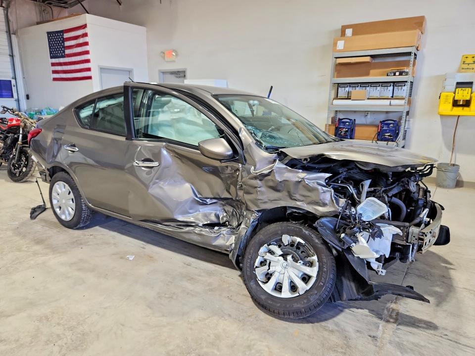 2017 Nissan Versa მანქანა იყიდება აუქციონზე, vin: 3N1CN7AP1HL849607, აუქციონის ნომერი: 61981386