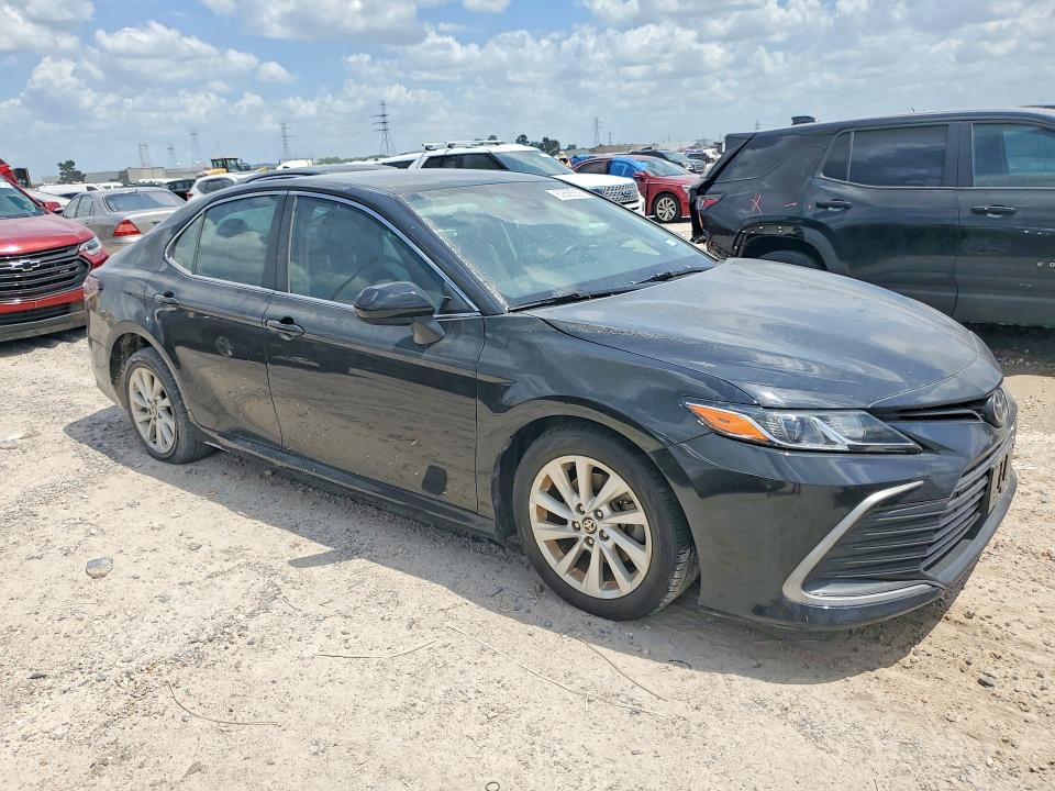 62685556 :رقم المزاد ، 4T1C11AK7RU879157 vin ، 2024 Toyota Camry مزاد بيع