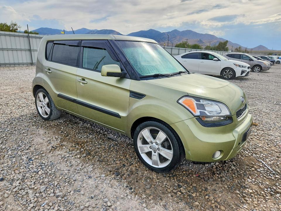 2011 Kia Soul მანქანა იყიდება აუქციონზე, vin: KNDJT2A2XB7281726, აუქციონის ნომერი: 62860626