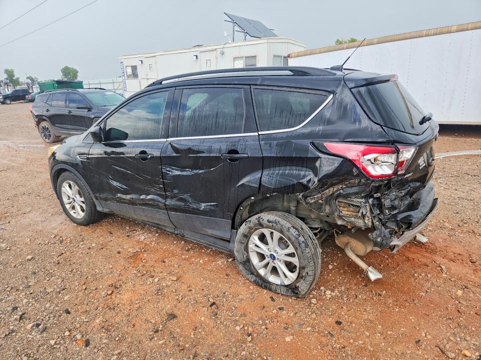 2018 Ford Escape მანქანა იყიდება აუქციონზე, vin: 1FMCU0GD9JUA12325, აუქციონის ნომერი: 61591856