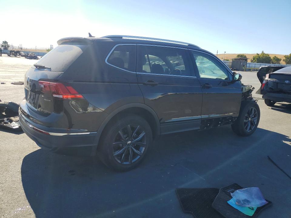 2022 Volkswagen Tiguan მანქანა იყიდება აუქციონზე, vin: 3VV2B7AX2NM042876, აუქციონის ნომერი: 62958706