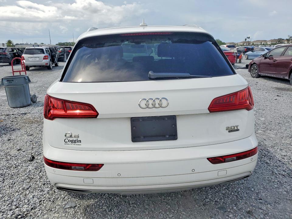 Продаж на аукціоні авто 2018 Audi Q5, vin: WA1BNAFY0J2011741, номер лоту: 59896766