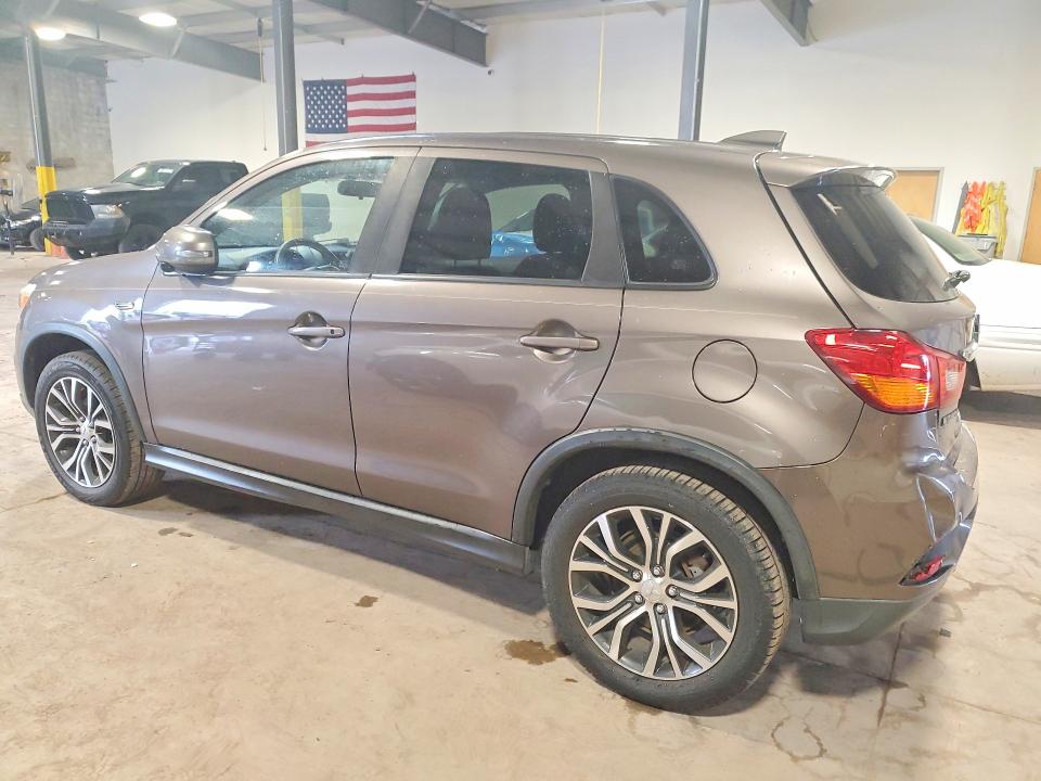 62095176 :رقم المزاد ، JA4AP3AU2JU025005 vin ، 2018 Mitsubishi Outlander Sport مزاد بيع