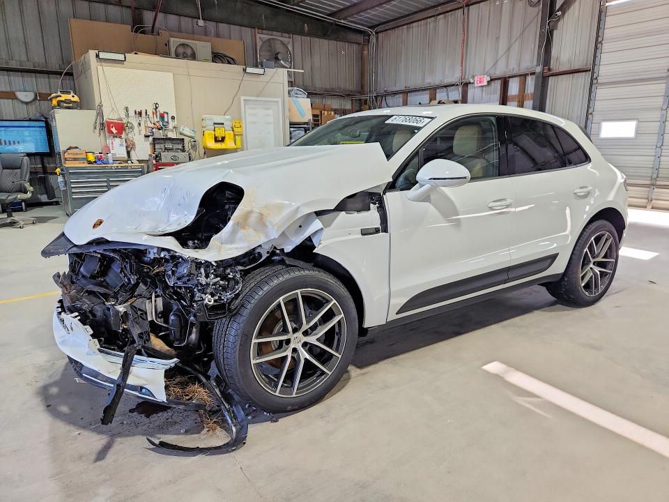 Aukcja sprzedaży 2026 Porsche Macan, vin: WP1AA2A57TLB14733, numer aukcji: 61768066