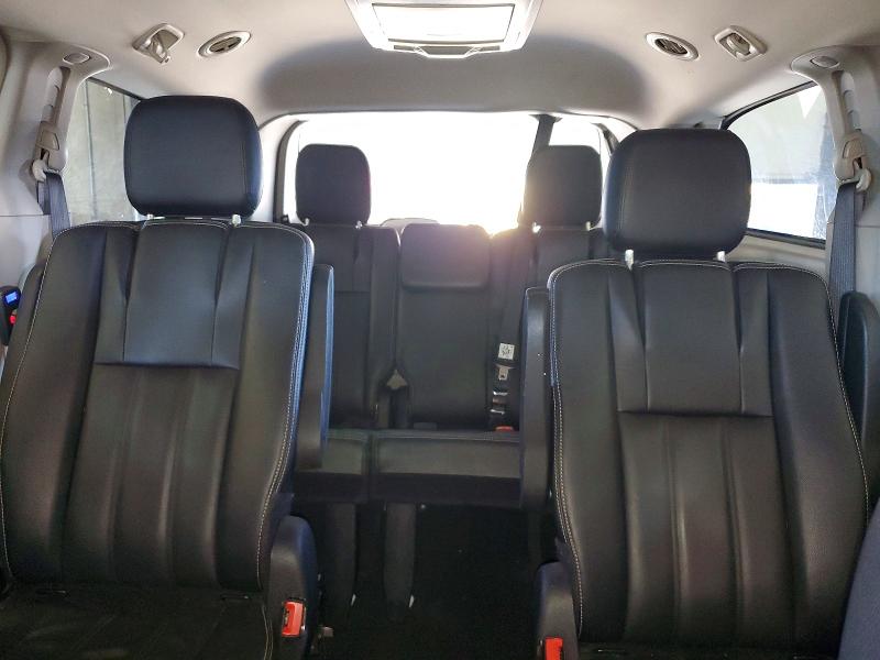61483046 :رقم المزاد ، 2C4RC1BG6FR655017 vin ، 2015 Chrysler Town & Country مزاد بيع