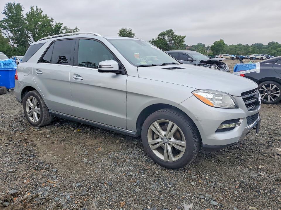 2015 Mercedes-benz Ml მანქანა იყიდება აუქციონზე, vin: 4JGDA5HB1FA471266, აუქციონის ნომერი: 59732086