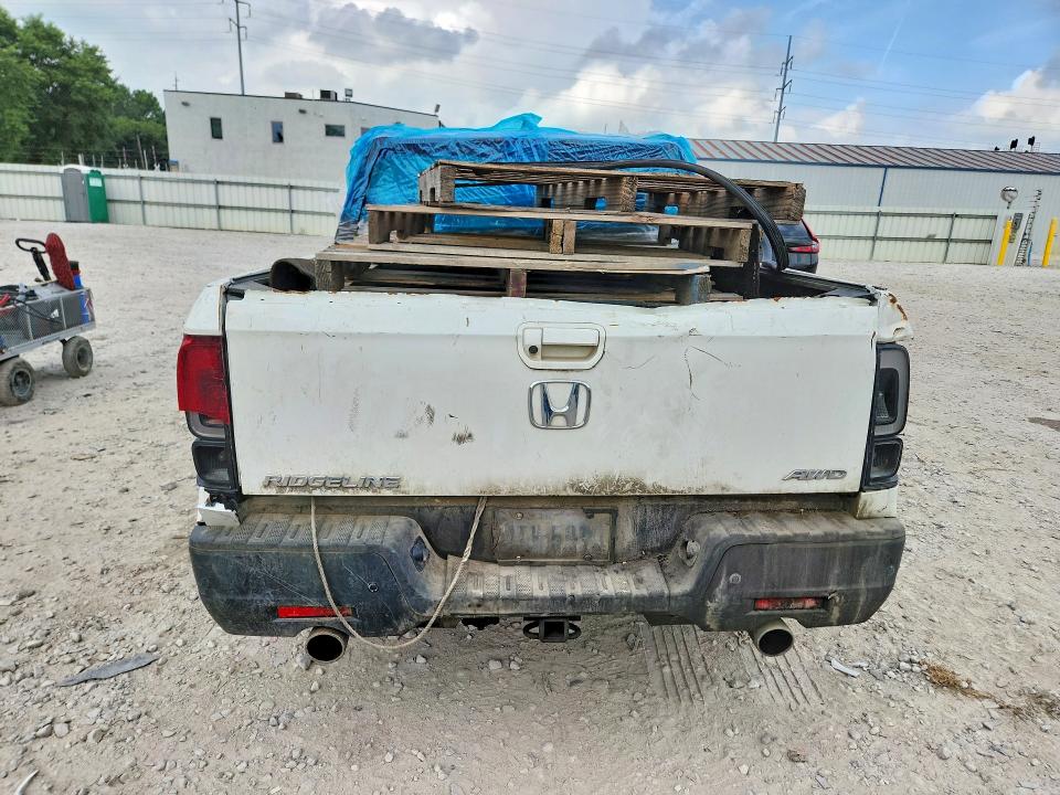 60075536 :رقم المزاد ، 5FPYK3F88NB019701 vin ، 2022 Honda Ridgeline مزاد بيع