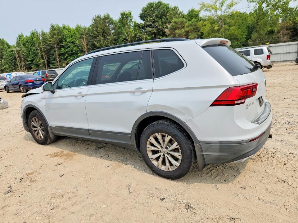 60611626 :رقم المزاد ، 3VV3B7AX6KM041455 vin ، 2019 Volkswagen Tiguan مزاد بيع
