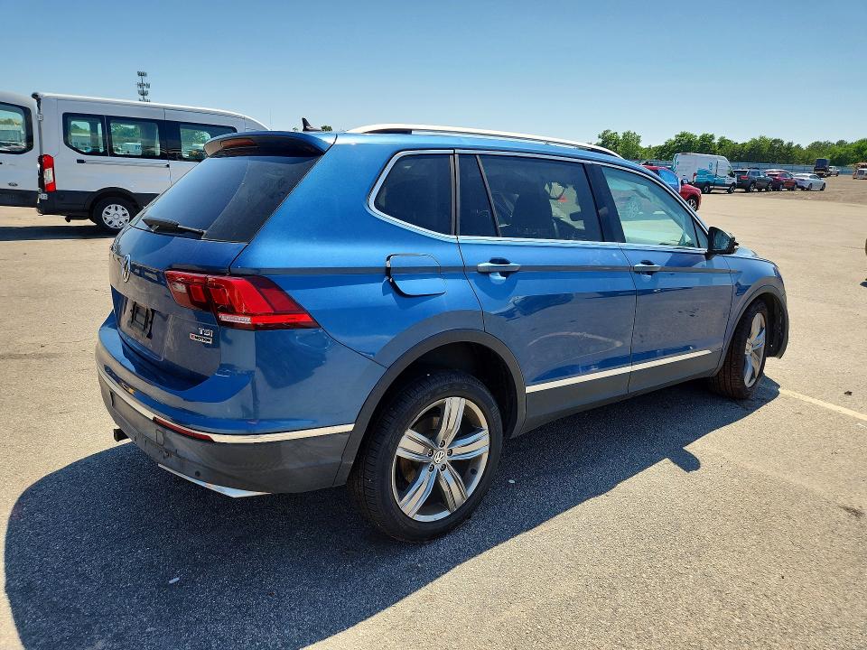 2018 Volkswagen Tiguan მანქანა იყიდება აუქციონზე, vin: 3VV4B7AX2JM174782, აუქციონის ნომერი: 59596716