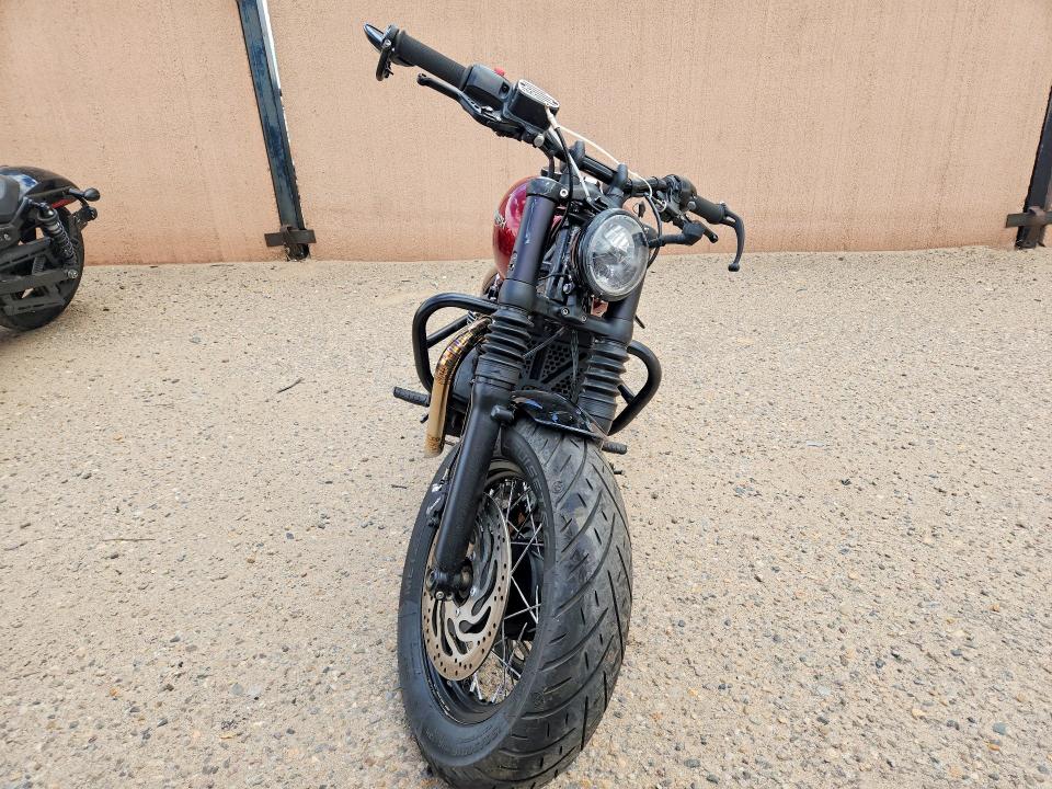 60839586 :رقم المزاد ، SMTD53HL3NTAF6989 vin ، 2022 Triumph Motorcycle Bonneville مزاد بيع