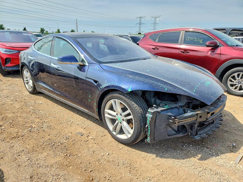 Продаж на аукціоні авто 2015 Tesla Model S, vin: 5YJSA1H25FF086899, номер лоту: 59821696