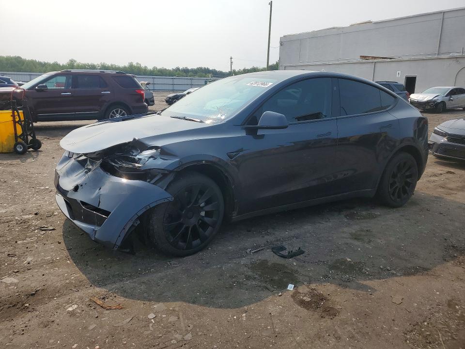 Auction sale of the 2024 Tesla Model Y, vin: 7SAYGDEE2RF036655, lot number: 62812966