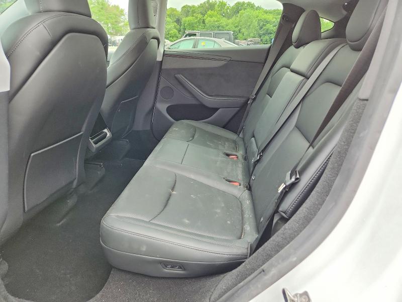59300816 :رقم المزاد ، 7SAYGDEEXTA388998 vin ، 2026 Tesla Model Y مزاد بيع