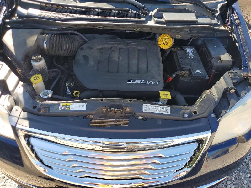 2014 Chrysler Town & Country მანქანა იყიდება აუქციონზე, vin: 2C4RC1BG9ER408931, აუქციონის ნომერი: 63151416