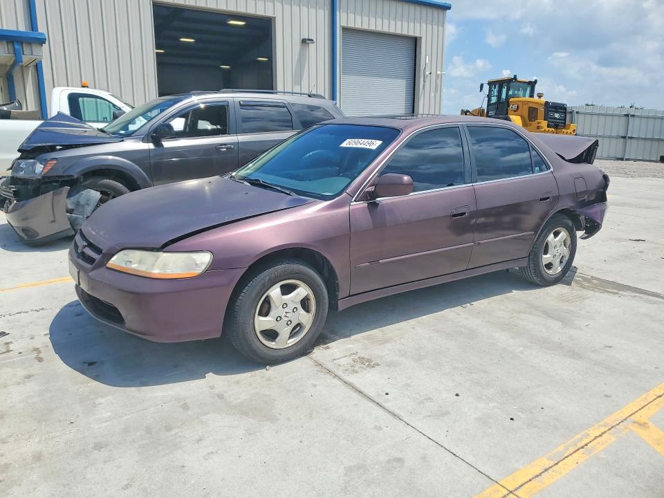 60964496 :رقم المزاد ، 1HGCG565XXA122833 vin ، 1999 Honda Accord مزاد بيع
