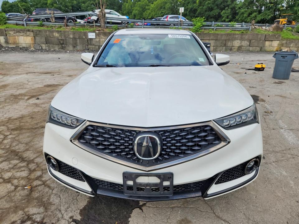 60576996 :رقم المزاد ، 19UUB3F6XLA003013 vin ، 2020 Acura Tlx مزاد بيع