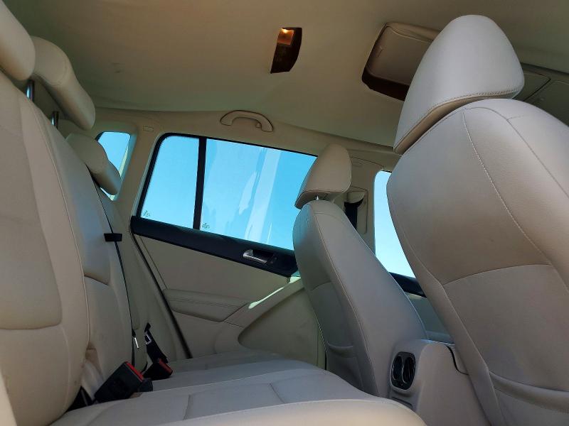 Auction sale of the 2011 Volkswagen Tiguan, vin: WVGAV7AXXBW502181, lot number: 60821756