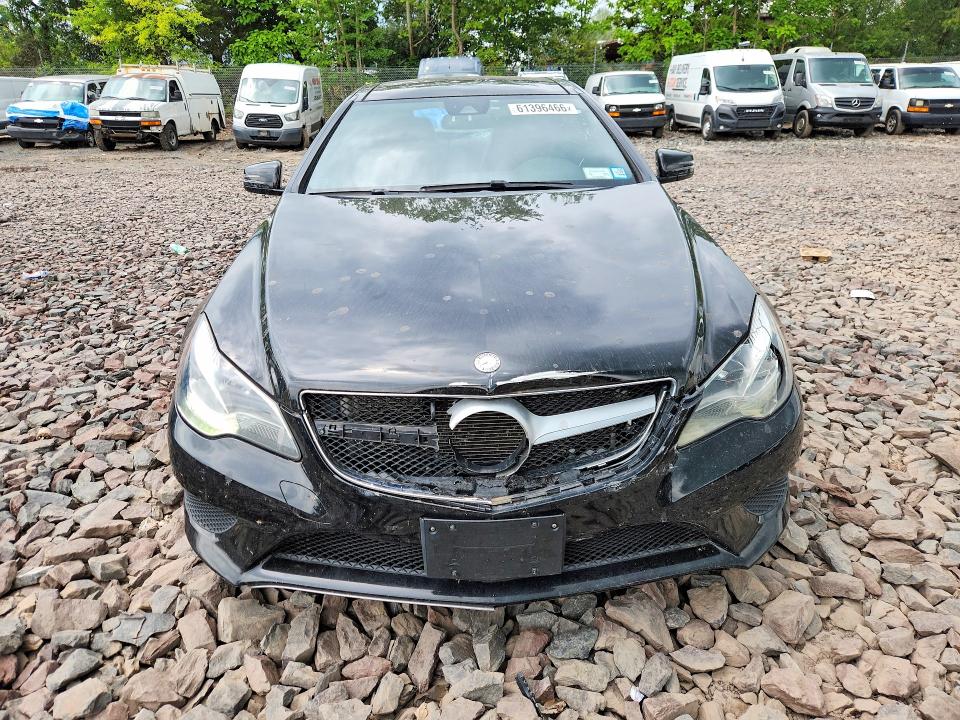 61396466 :رقم المزاد ، WDDKJ6HB0FF301779 vin ، 2015 Mercedes-benz E مزاد بيع