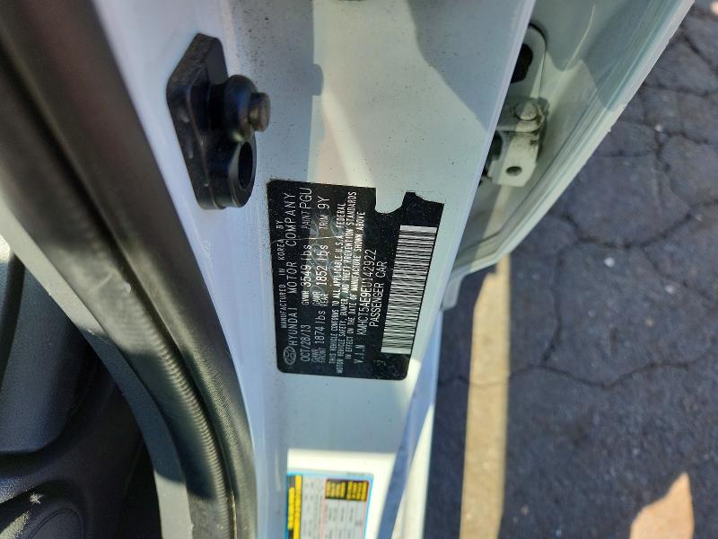 61670406 :رقم المزاد ، KMHCT5AE9EU142922 vin ، 2014 Hyundai Accent مزاد بيع