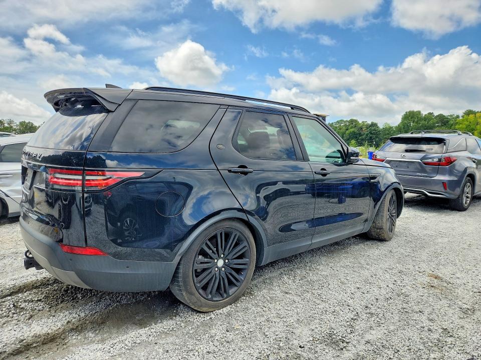 Продажа на аукционе авто 2017 Land Rover Discovery, vin: SALRTBBVXHA017437, номер лота: 61847456