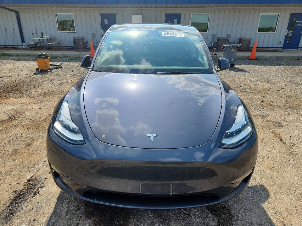 53562656 :رقم المزاد ، 7SAYGDEE8PF614092 vin ، 2023 Tesla Model Y مزاد بيع