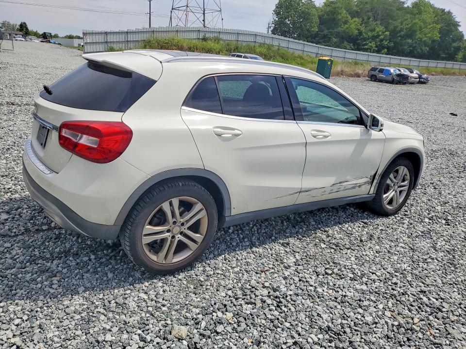 Продаж на аукціоні авто 2015 Mercedes-benz Gla, vin: WDCTG4EB3FJ123900, номер лоту: 61509336
