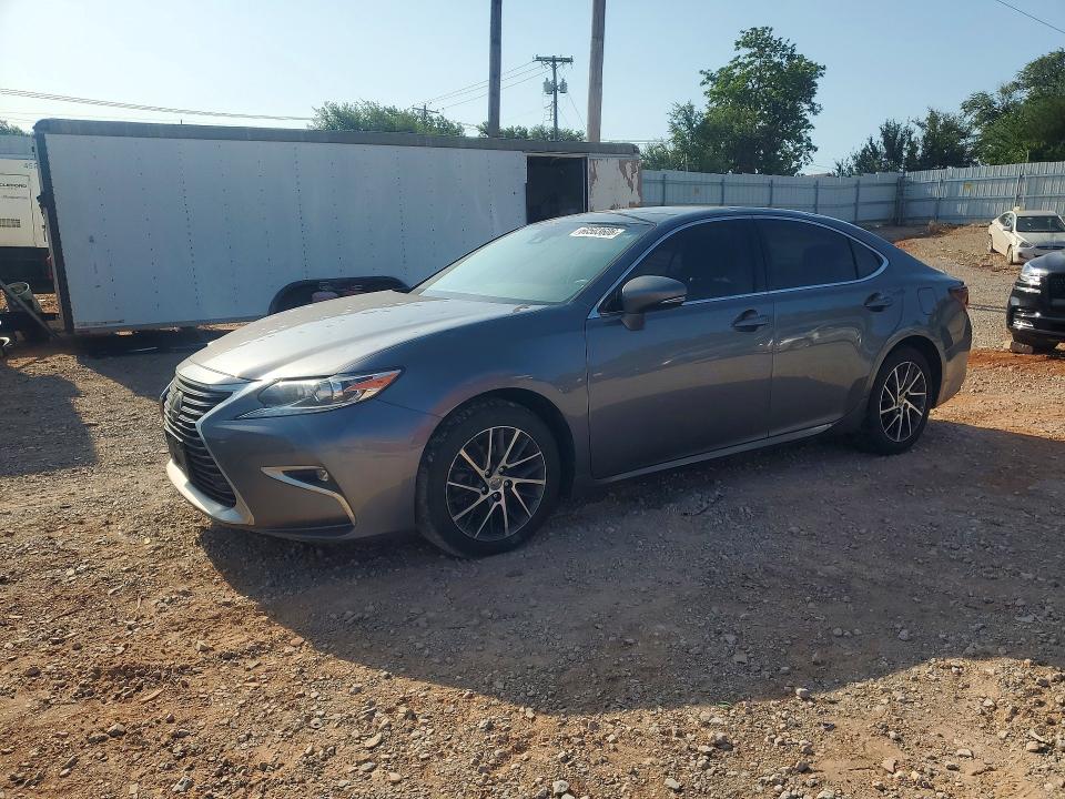 60503606 :رقم المزاد ، JTHBK1GG8G2215361 vin ، 2016 Lexus Es مزاد بيع