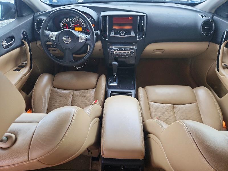 62004656 :رقم المزاد ، 1N4AA51E29C834619 vin ، 2009 Nissan Maxima مزاد بيع