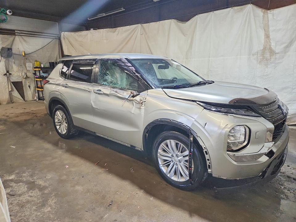 2022 Mitsubishi Outlander მანქანა იყიდება აუქციონზე, vin: JA4J4TA83NZ018181, აუქციონის ნომერი: 62629156