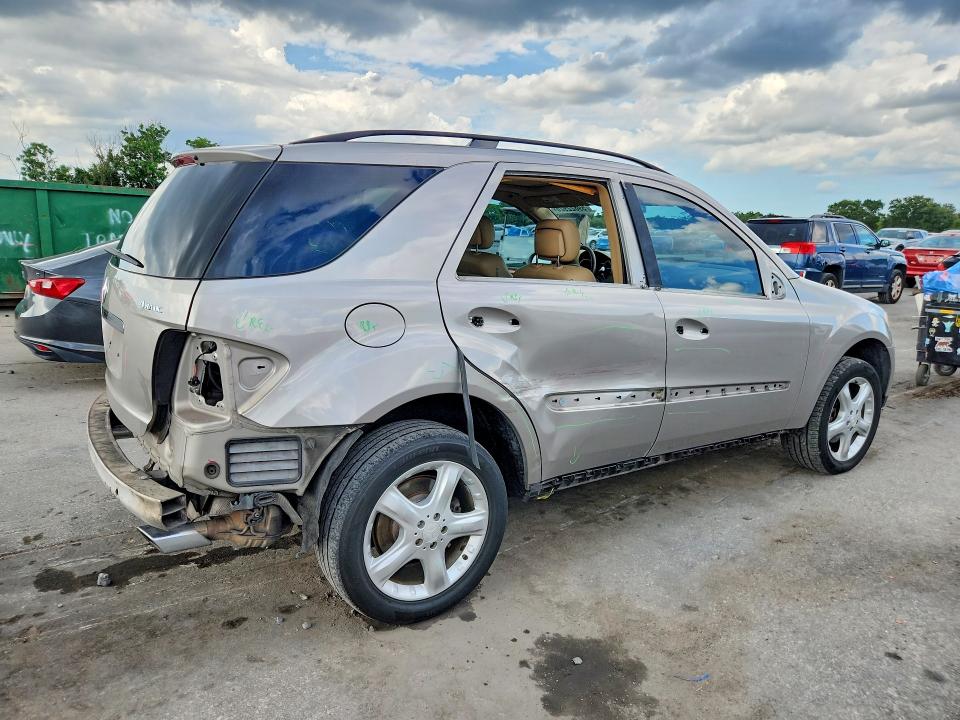2008 Mercedes-benz Ml მანქანა იყიდება აუქციონზე, vin: 4JGBB86E88A371333, აუქციონის ნომერი: 59822926