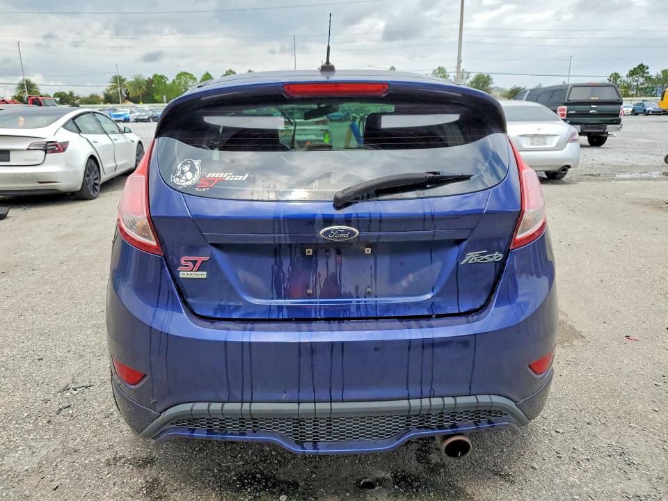 63020556 :رقم المزاد ، 3FADP4GX9GM136180 vin ، 2016 Ford Fiesta مزاد بيع