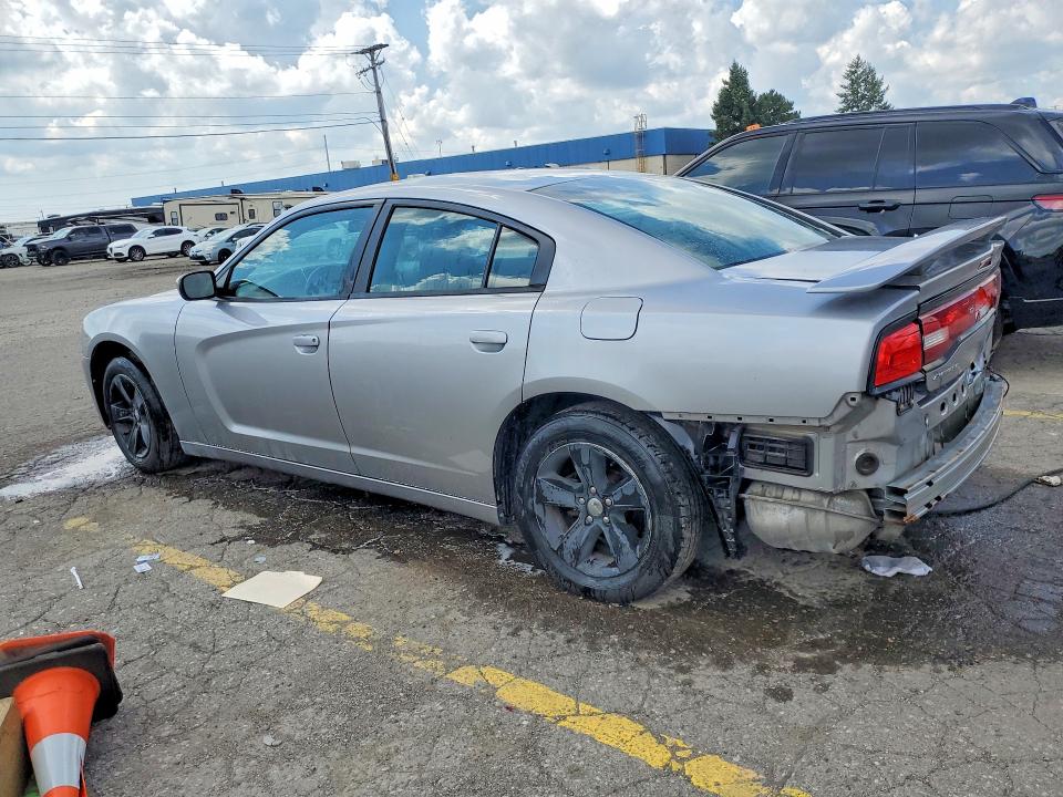 60183516 :رقم المزاد ، 2B3CL3CG7BH527824 vin ، 2011 Dodge Charger مزاد بيع
